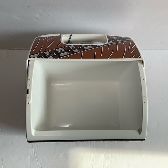 Igloo Star Wars CHEWBACCA Playmate Cooler 7 Quarts New - Picture 6 of 10